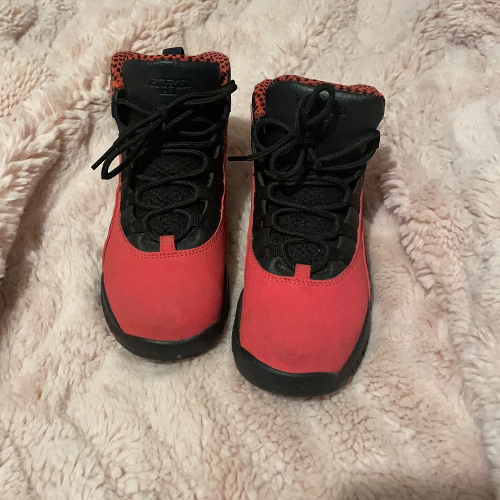 Girls Jordan 10 Retro Fusion Red